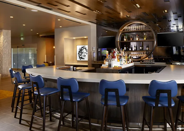 Cambria Hotel Phoenix Chandler - Fashion Center